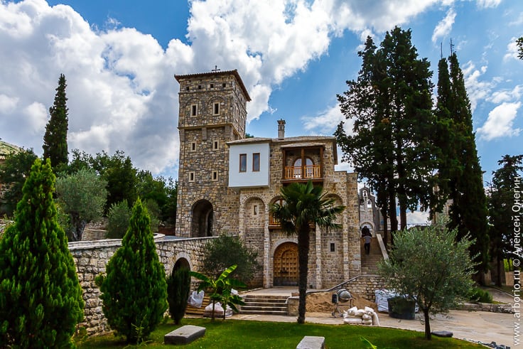Монастырь Тврдош, Босния фото
