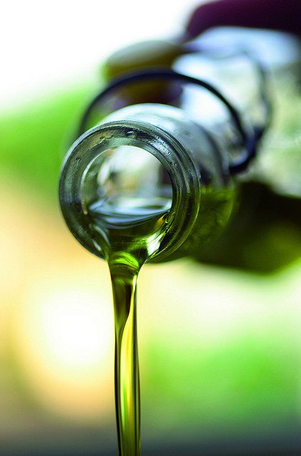 Как правильно выбрать оливковое масло по этикетке?